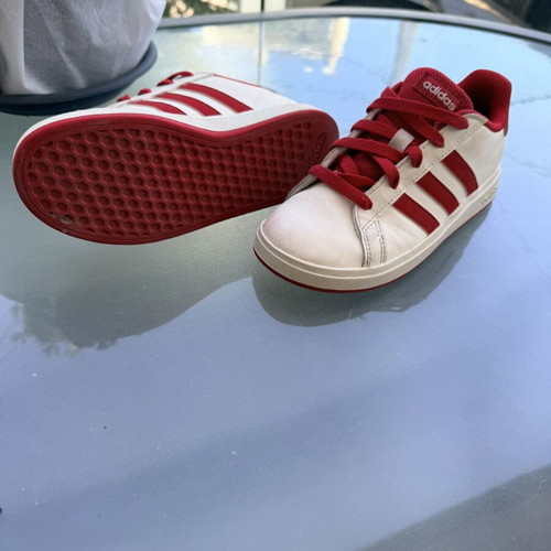 Adidas kids sneakers, white and red, size 32
