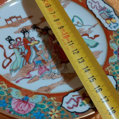 Vintage Famille Rose Chinese plates hand-painted, like new, set of 6