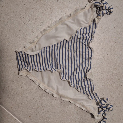 H&M Blue and White Striped Bikini Bottom with Ruffles Size M Like New