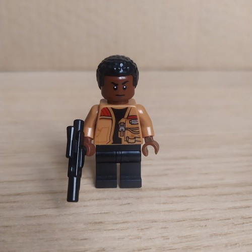Lego Star Wars Finn Minifigure SW0676 new