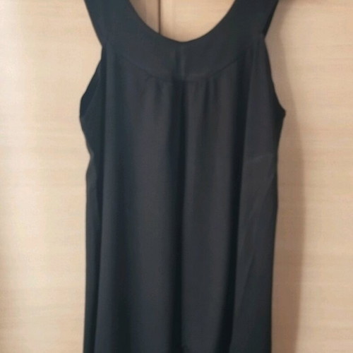 Rock t-shirt like new, impressive neckline, size XL