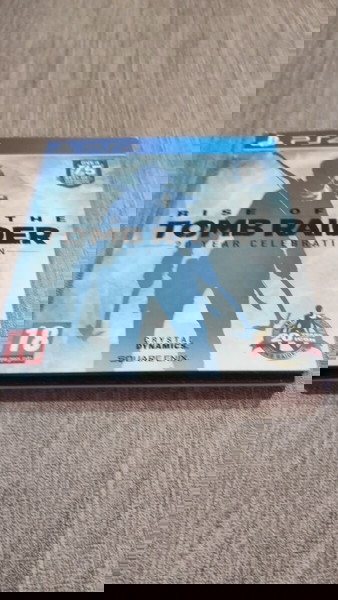 PS4 RISE OF THE TOMB RAIDER
