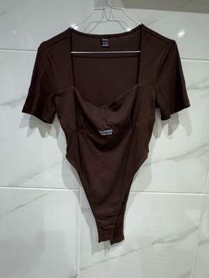Shein bodysuit like new, brown, size M
