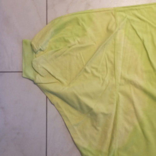 Women's Batwing Sleeve T-shirt Tres Jolie like new, green, size M