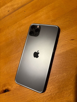 iPhone 11 Pro Max 256GB γκρι μεταχειρισμένο μόνο για ανταλλακτικά