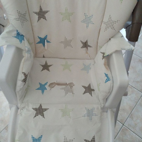 Moni high chair used with adjustable seat