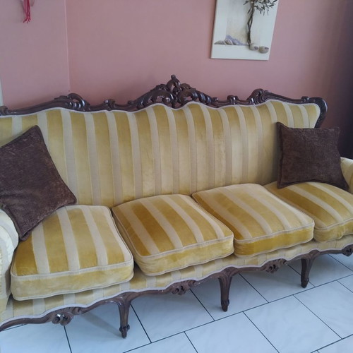 HANDMADE SOFA