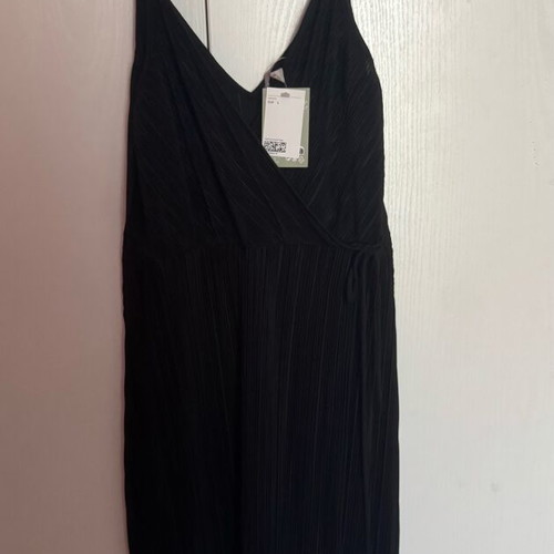 Midi dress black new with tag H&M size L