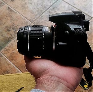 Canera DSLR Nikon D3500