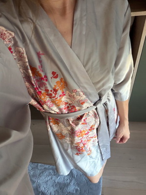 Triumph kimono nightwear set like new, modal silk feel, size S
