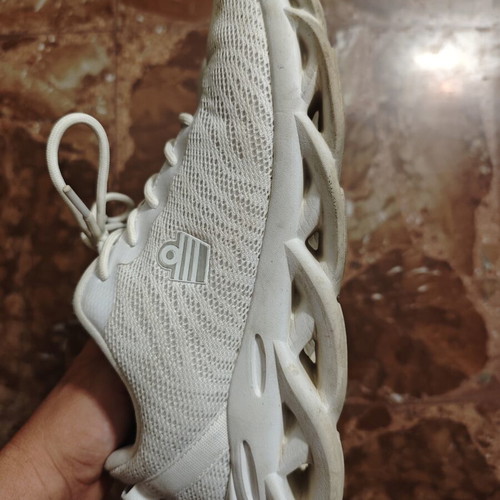Adidas women's white shoes size 40 used with thick sole