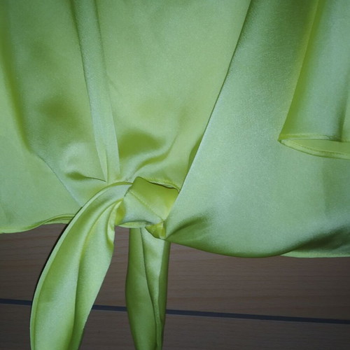 Desiree satin blouse new, size M, yellow