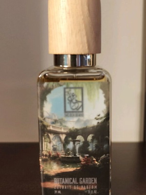 Botanical Garden extrait de parfum like new, unisex fragrance