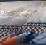  Самсонит