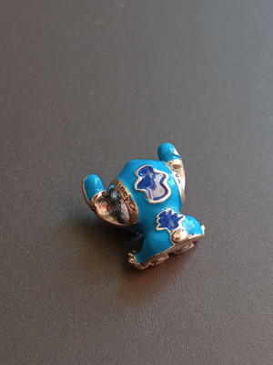 Pandora Blue Stitch charm new, silver