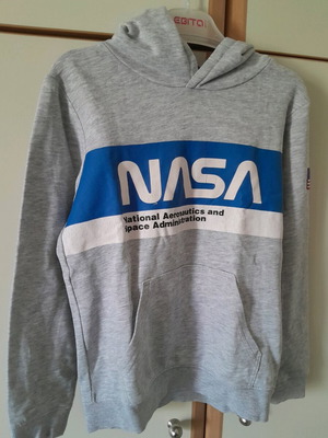 Boys' hoodie grey like new, size 128 cm for 7-8 years old