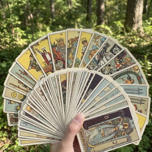 Classic Tarot Cards with Guidebook new, ideal for beginners