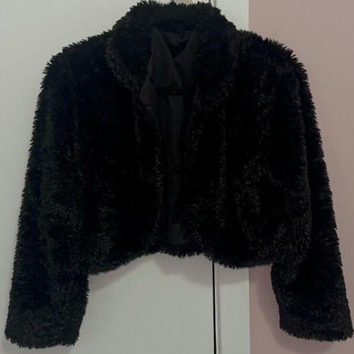 Black cropped faux fur jacket, sizes XS/S