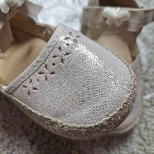 Vulladi Espadrilles Noº 23 new, beige and gold