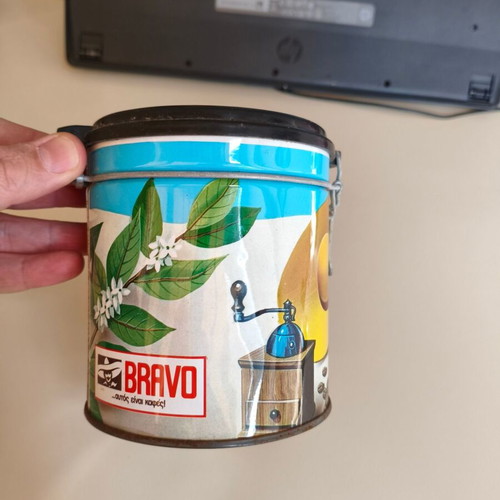 Collectible Bravo tin box from 1980 like new