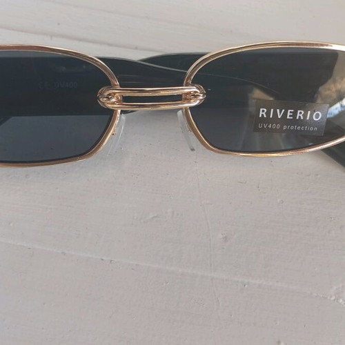 Women's sunglasses new, black