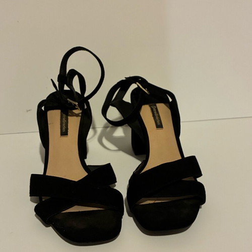 Pumps like new, black, size 38 by Stradivarius