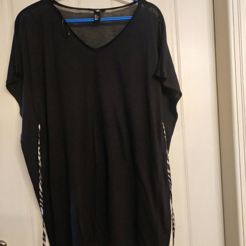 H&M blouse dress like new, grey with belt