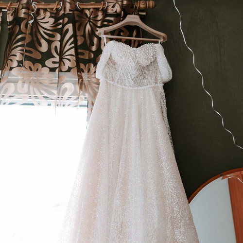 Primalicia 2025 wedding dress, beige, princess style with pearl details