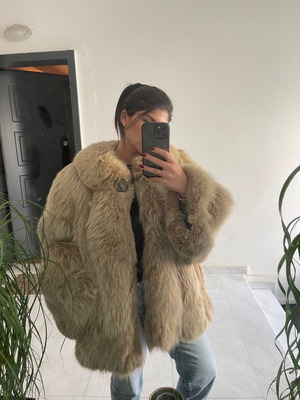 Natural fox fur used, size M-L, beige