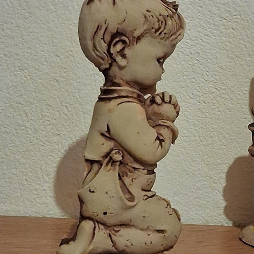 Vintage resin figurines set of 3 from the 70s, 12cm