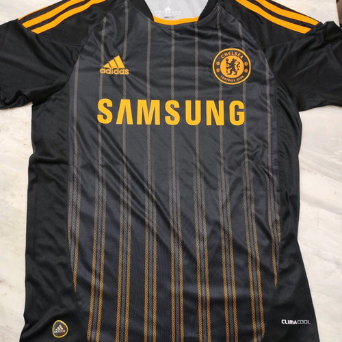 Chelsea jersey size Small like new, official replica