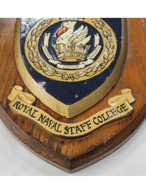Αγγλική πλάκα σε ξύλινη βάση Royal Navy Staff College