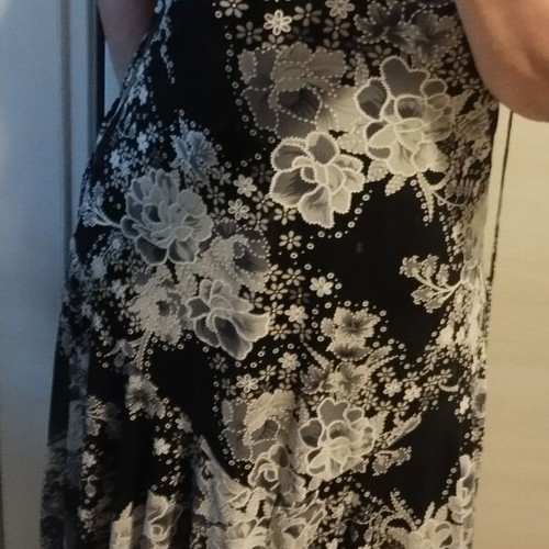 Women's dress viscose with elastane, like new, black and white