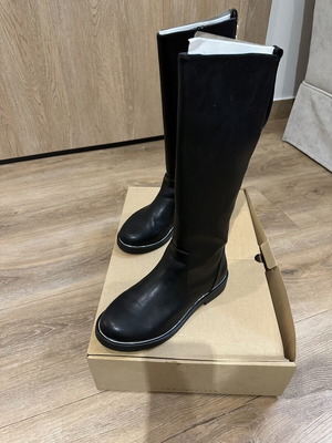 Zara boots with pearls, size 37, black