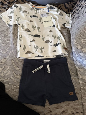 Babyface set new, t-shirt and shorts size 86 (12-18 months)