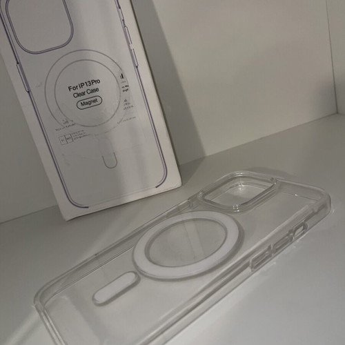 IPhone 13 Pro clear case with magnet