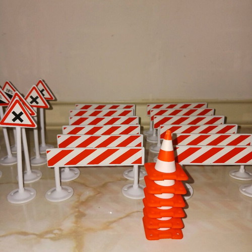 Traffic signs like new, pack of 58 pieces