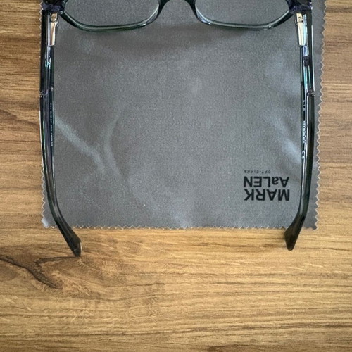 Diesel Kids Glasses Blue-Green Like New with Cleaning Cloth and Case