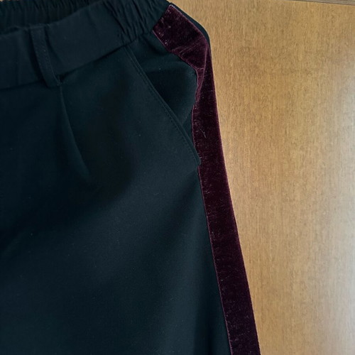 Bershka office pants used, black with burgundy velvet stripes, size M