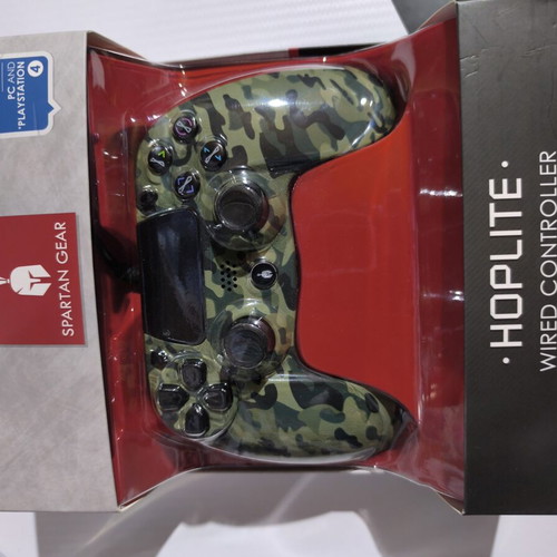 Spartan Gear Hoplite Wired Gamepad used for PC/PS4 Green Camo
