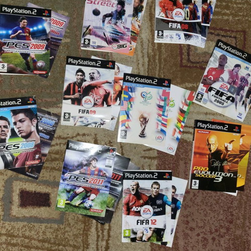 Football covers for Ps2 used with manuals, pack