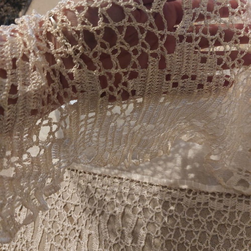 Silk Table Runner Soufli new with decorative gold stripes and lace