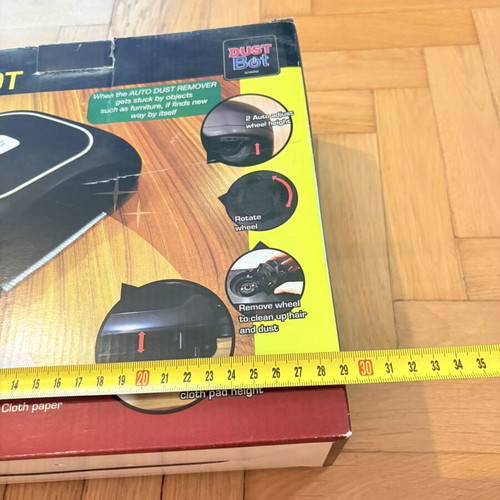Floor Dusting Robot new with microfiber cloth and 20 fabric pads