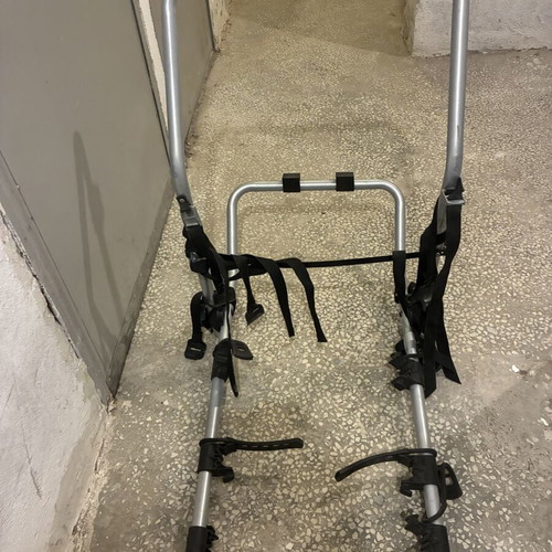 Thule sedan 3-position bike rack