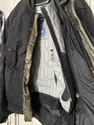 Richa motorcycle jacket small used with air vent function