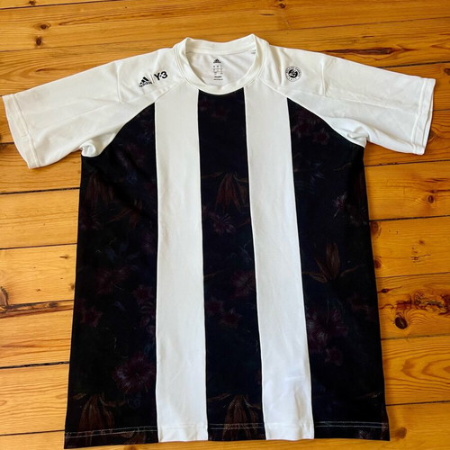 Adidas Mens Y-3 Roland Garros Tee like new, size L, white and black