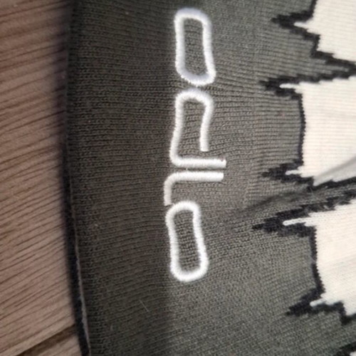 Odlo beanie one size like new, white and gray