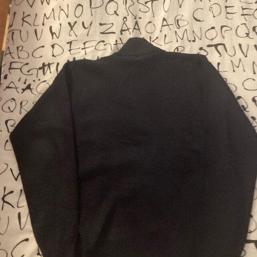 Men's cardigan new, size medium