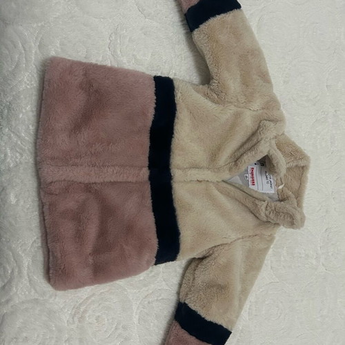 Energiers kids faux fur coat like new for 3 years old, beige with zipper