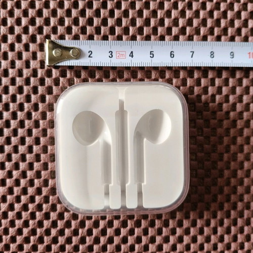 Apple case for headphones/hands free like new